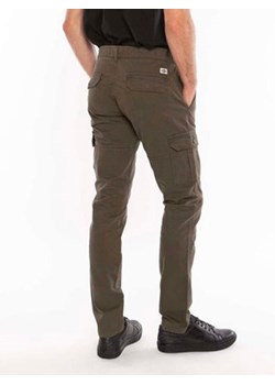 Lee Cooper Spodnie w kolorze khaki ze sklepu Limango Polska w kategorii Spodnie męskie - zdjęcie 174706288