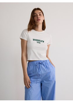 Reserved - T-shirt z nadrukiem - biały ze sklepu Reserved w kategorii Bluzki damskie - zdjęcie 174706617