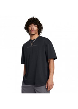 Męski t-shirt z nadrukiem Under Armour UA M Pth Pack Hw Os Ss - czarny ze sklepu Sportstylestory.com w kategorii T-shirty męskie - zdjęcie 174707296