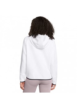 Damska bluza treningowa rozpinana z kapturem Under Armour Unstoppable Fleece FZ - biała ze sklepu Sportstylestory.com w kategorii Bluzy damskie - zdjęcie 174709615