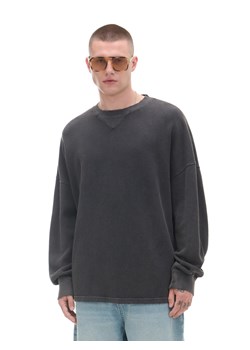 Cropp - Szary sweter oversize - szary ze sklepu Cropp w kategorii Swetry męskie - zdjęcie 174747786