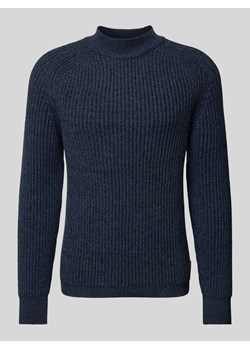 Sweter z dzianiny ze stójką model ‘Kearth’ ze sklepu Peek&Cloppenburg  w kategorii Swetry męskie - zdjęcie 174775359