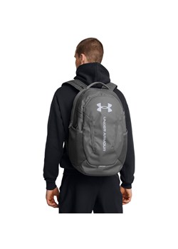 Plecak treningowy uniseks Under Armour UA Hustle 6.0 Backpack - szary ze sklepu Sportstylestory.com w kategorii Plecaki - zdjęcie 174792625