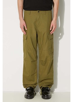 Carhartt WIP spodnie bawełniane Regular Cargo Pant kolor zielony w fasonie cargo I032467.2BQ02 ze sklepu PRM w kategorii Spodnie męskie - zdjęcie 174795538