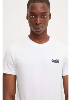 Superdry t-shirt bawełniany męski kolor biały z aplikacją M1012078A-01C ze sklepu ANSWEAR.com w kategorii T-shirty męskie - zdjęcie 174805479