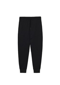 Cropp - Dresowe joggery z kieszeniami na zamek - czarny ze sklepu Cropp w kategorii Spodnie męskie - zdjęcie 174856329