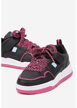 Czarno-Fuksjowe Płaskie Buty Sportowe Sneakersy z Perforacją i Sznurowaniem Florenne ze sklepu born2be.pl w kategorii Buty sportowe dziecięce - zdjęcie 174943538