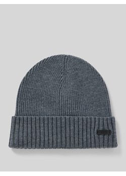 Czapka beanie z naszywką z logo model ‘Fati’ ze sklepu Peek&Cloppenburg  w kategorii Czapki zimowe męskie - zdjęcie 174975347