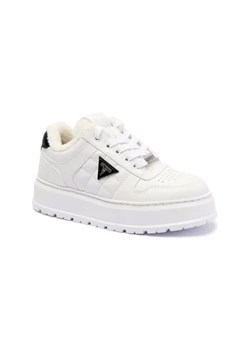 Guess Ocieplane sneakersy TERRIA2 ze sklepu Gomez Fashion Store w kategorii Buty sportowe damskie - zdjęcie 174995088