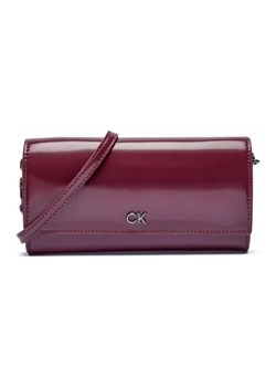 Calvin Klein Torebka na ramię Daily ze sklepu Gomez Fashion Store w kategorii Portfele damskie - zdjęcie 174995958