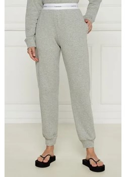 Calvin Klein Underwear Spodnie jogger | Regular Fit ze sklepu Gomez Fashion Store w kategorii Piżamy damskie - zdjęcie 175000696