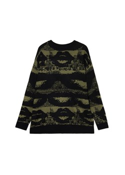 Cropp - Czarny sweter z artystycznym nadrukiem - wielobarwny ze sklepu Cropp w kategorii Swetry damskie - zdjęcie 175007518