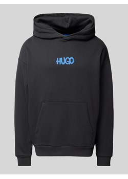 Bluza z kapturem i nadrukiem z logo model ‘Nimayho’ ze sklepu Peek&Cloppenburg  w kategorii Bluzy męskie - zdjęcie 175010518