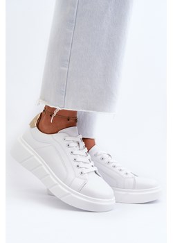 Sneakersy Na Platformie Damskie Skórzane Białe Danida 24SP18-6873 ze sklepu ZAZOO w kategorii Buty sportowe damskie - zdjęcie 175037906