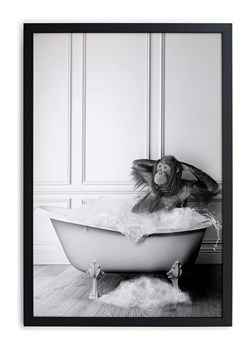 little nice things Druk artystyczny &quot;Orangutan Bath&quot; w kolorze czarno-białym w ramce - 30 x 40 cm ze sklepu Limango Polska w kategorii Obrazy - zdjęcie 175068959