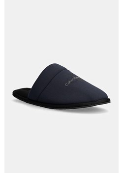 Calvin Klein Jeans kapcie HOTEL SLIPPER kolor granatowy YM0YM01134 ze sklepu ANSWEAR.com w kategorii Kapcie męskie - zdjęcie 175136088