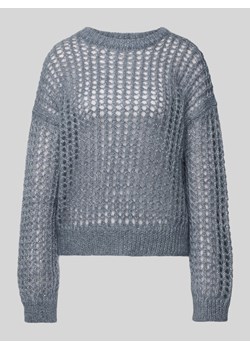 Sweter z dzianiny z haftem angielskim ze sklepu Peek&Cloppenburg  w kategorii Swetry damskie - zdjęcie 175146535