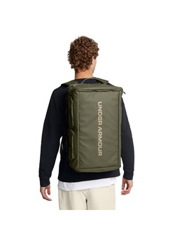 Plecak treningowy uniseks Under Armour UA Triumph Backpack Duffle - oliwkowy/khaki ze sklepu Sportstylestory.com w kategorii Plecaki - zdjęcie 175165755