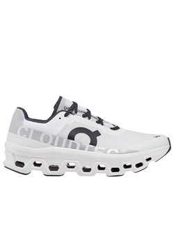 Buty On Running Cloudmonster 6198434 - białe ze sklepu streetstyle24.pl w kategorii Buty sportowe męskie - zdjęcie 175273177