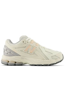 Buty dziecięce New Balance PC1906ET - beżowe ze sklepu streetstyle24.pl w kategorii Buty sportowe dziecięce - zdjęcie 175273178