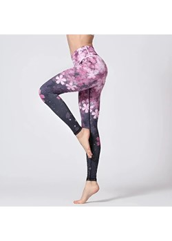 Legginsy sportowe w kwiaty - Różowy / S ze sklepu Valetta.pl w kategorii Spodnie damskie - zdjęcie 175297916