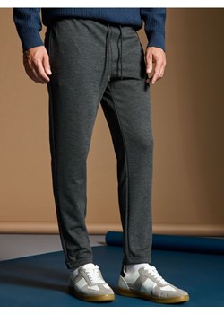 Sinsay - Spodnie jogger slim fit - szary ze sklepu Sinsay w kategorii Spodnie męskie - zdjęcie 175361077