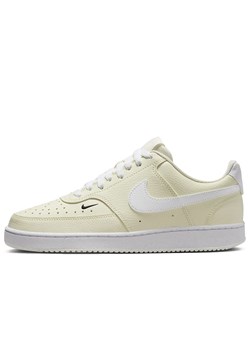Buty Nike Court Vision Low Next Nature FV9952-100 - beżowe ze sklepu streetstyle24.pl w kategorii Buty sportowe damskie - zdjęcie 175400508