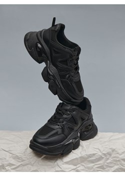 Sinsay - Sneakersy - czarny ze sklepu Sinsay w kategorii Buty sportowe damskie - zdjęcie 175418297