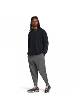 Męskie spodnie treningowe Under Armour UA Journey Rib Pant - szare ze sklepu Sportstylestory.com w kategorii Spodnie męskie - zdjęcie 175437115