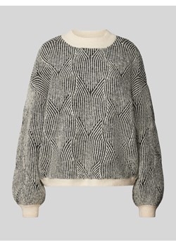 Sweter z dzianiny o luźnym kroju z abstrakcyjnym fakturowanym wzorem model ‘JENNA’ ze sklepu Peek&Cloppenburg  w kategorii Swetry damskie - zdjęcie 175454097