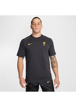 Męska koszulka piłkarska z krótkim rękawem Nike Liverpool F.C. Travel (wersja trzecia) - Szary ze sklepu Nike poland w kategorii T-shirty męskie - zdjęcie 175459409