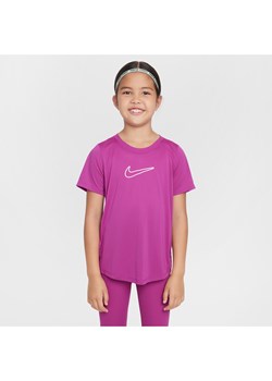 Koszulka z krótkim rękawem dla dużych dzieci (dziewcząt) Dri-FIT Nike One Fitted - Fiolet ze sklepu Nike poland w kategorii Bluzki dziewczęce - zdjęcie 175481805