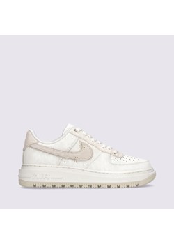 NIKE AIR FORCE 1 LUXE ze sklepu Sizeer w kategorii Buty sportowe męskie - zdjęcie 175498546