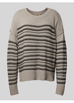 Sweter z dzianiny o kroju oversized z prążkowanymi wykończeniami ze sklepu Peek&Cloppenburg  w kategorii Swetry damskie - zdjęcie 175507348