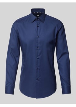 Koszula biznesowa o kroju slim fit z kołnierzykiem typu kent ze sklepu Peek&Cloppenburg  w kategorii Koszule męskie - zdjęcie 175520685