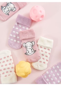 Sinsay - Skarpetki niemowlęce 3 pack - wielobarwny ze sklepu Sinsay w kategorii Skarpetki dziecięce - zdjęcie 175524308