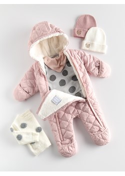 Reserved - PIkowany kombinezon z ociepleniem - pastelowy róż - id: 177BG-03X - marki Reserved - 175526747 Reserved - PIkowany kombinezon z ociepleniem - pastelowy róż ze sklepu Reserved w kategorii Kombinezony i kurtki - zdjęcie 175526747