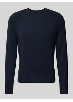 Sweter z dzianiny z okrągłym dekoltem model ‘EMALVO’ ze sklepu Peek&Cloppenburg  w kategorii Swetry męskie - zdjęcie 175552085