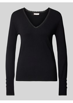 Sweter z dzianiny z dekoltem w serek ze sklepu Peek&Cloppenburg  w kategorii Swetry damskie - zdjęcie 175555326