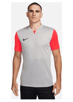 Męska koszulka piłkarska z krótkim rękawem Nike Dri-FIT Trophy 5 (wersja standardowa) - Szary ze sklepu Nike poland w kategorii T-shirty męskie - zdjęcie 175564969