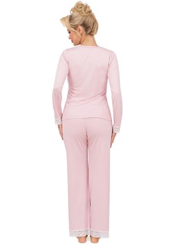 Piżama damska pudrowy róż z długimi spodniami z koronką Simply long, Kolor róż pudrowy, Rozmiar M, Donna - id: 191108 - marki Donna - 175567048 Piżama damska pudrowy róż z długimi spodniami z koronką Simply long, Kolor róż pudrowy, Rozmiar M, Donna ze sklepu Intymna w kategorii Piżamy damskie - zdjęcie 175567048