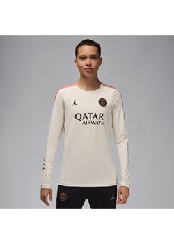 Damska dzianinowa koszulka piłkarska z półokrągłym dekoltem Jordan Dri-FIT Paris Saint-Germain Strike (wersja trzecia) - Brązowy ze sklepu Nike poland w kategorii Bluzki damskie - zdjęcie 175574368