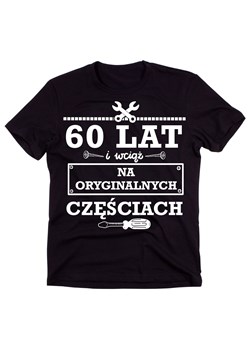 KOSZULKA męska na 60 urodziny 60 lat i wciąć na oryginalnych częściach (1) (1) ze sklepu Time For Fashion w kategorii T-shirty męskie - zdjęcie 175637785