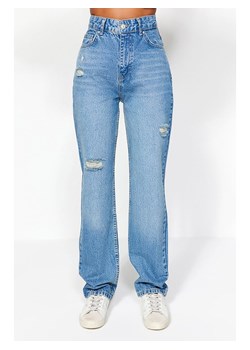 trendyol Dżinsy - Comfort fit - w kolorze błękitnym ze sklepu Limango Polska w kategorii Jeansy damskie - zdjęcie 175698679