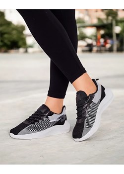 Royalfashion Damskie materiałowe buty sportowe Megme ze sklepu royalfashion.pl w kategorii Buty sportowe damskie - zdjęcie 175716856