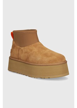 UGG śniegowce zamszowe Classic Mini Dipper kolor brązowy 1168170-CHE ze sklepu PRM w kategorii Śniegowce damskie - zdjęcie 175733999