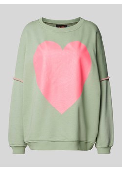 Bluza o kroju oversized z nadrukiem z motywem model ‘Big Heart’ ze sklepu Peek&Cloppenburg  w kategorii Bluzy damskie - zdjęcie 175817276