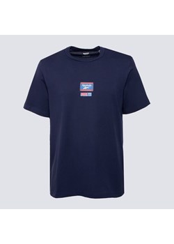 reebok t-shirt ri badge 100205443 ze sklepu 50style.pl w kategorii T-shirty męskie - zdjęcie 175819466