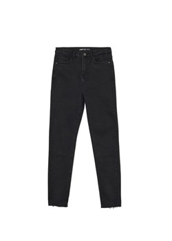 Cropp - Jeansy skinny z surowym wykończeniem - czarny ze sklepu Cropp w kategorii Jeansy damskie - zdjęcie 175854016