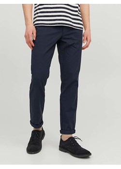 Jack &amp; Jones Spodnie chino &quot;Marco&quot; w kolorze granatowym ze sklepu Limango Polska w kategorii Spodnie męskie - zdjęcie 175910338